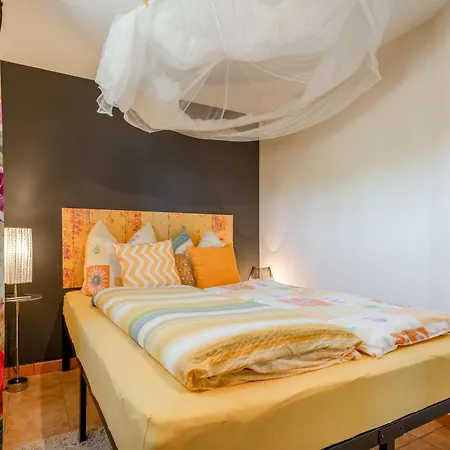 Paradis De Provence Jaune Apartmán Le Pin (Gard)